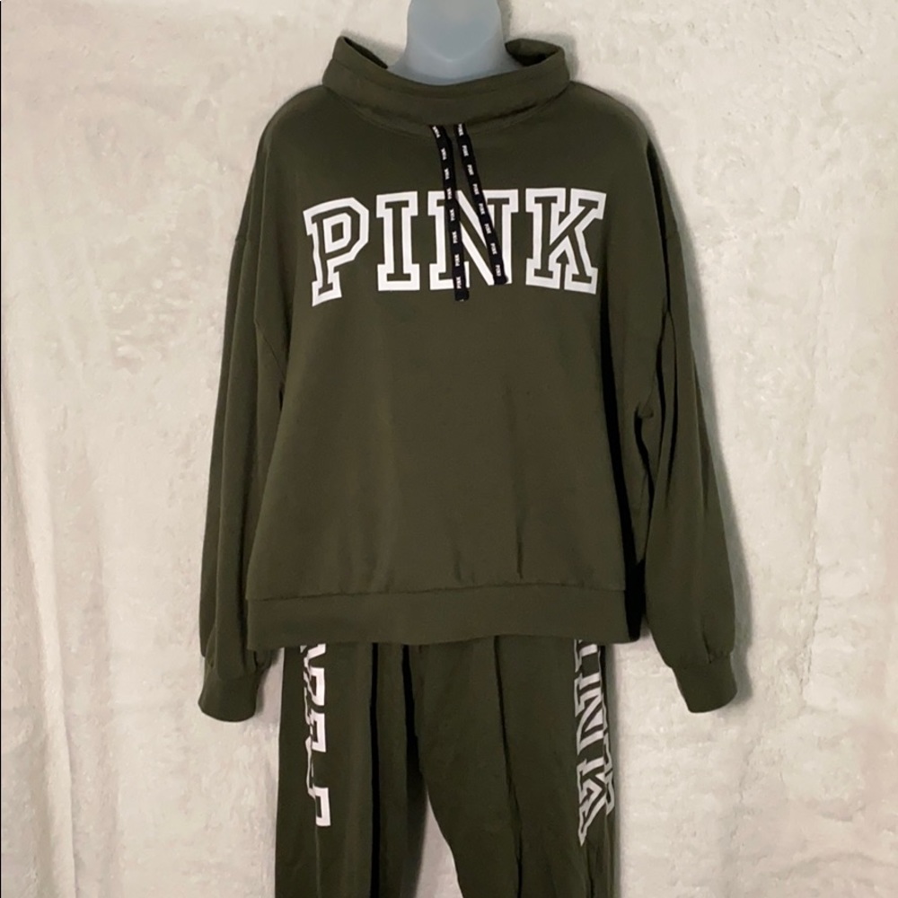 Womens PINK by VS green 2 piece sweat suit